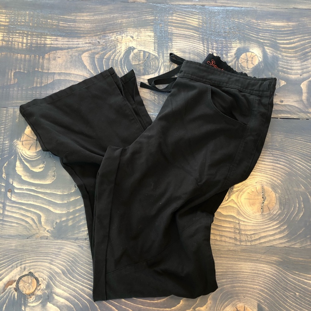 Scrub pants